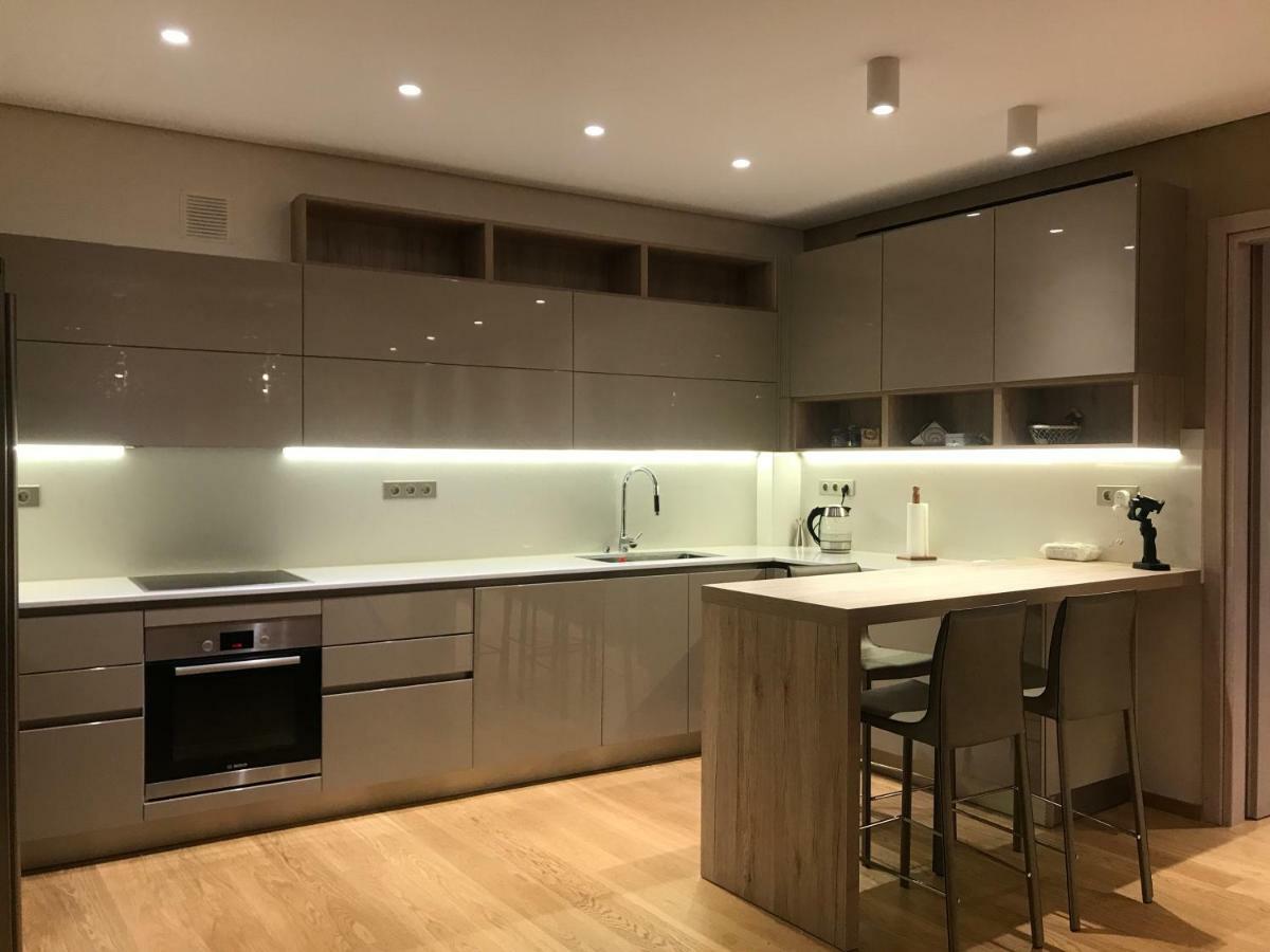 Luxury & Stylish Family Apartment Aten Exteriör bild