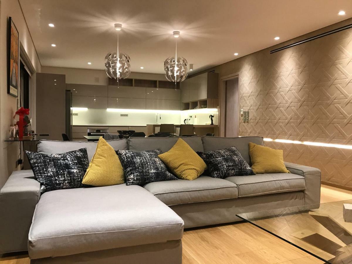 Luxury & Stylish Family Apartment Aten Exteriör bild