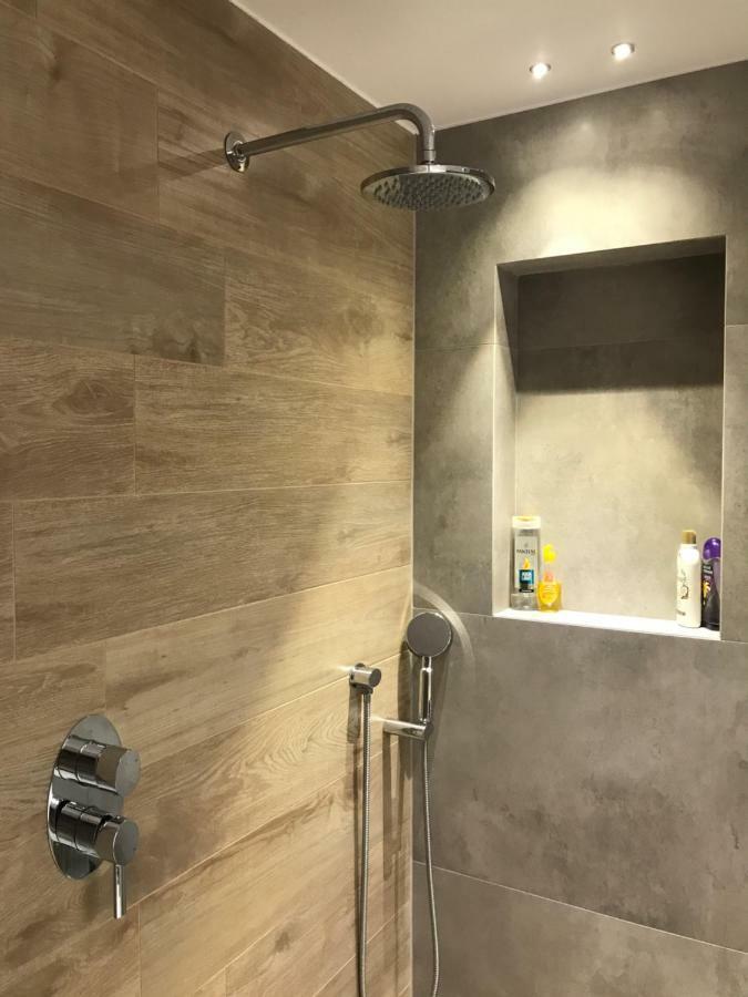 Luxury & Stylish Family Apartment Aten Exteriör bild